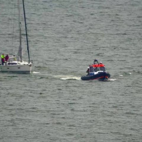 ?p=image&amp;src=%7B%22file%22%3A%22media%2Facfgallery%2Fcontent%2F771%2F15%2F20160517_2_original In actie voor zeiljacht met motorproblemen bij EA1‑boei - Reddingstation Wijdenes
