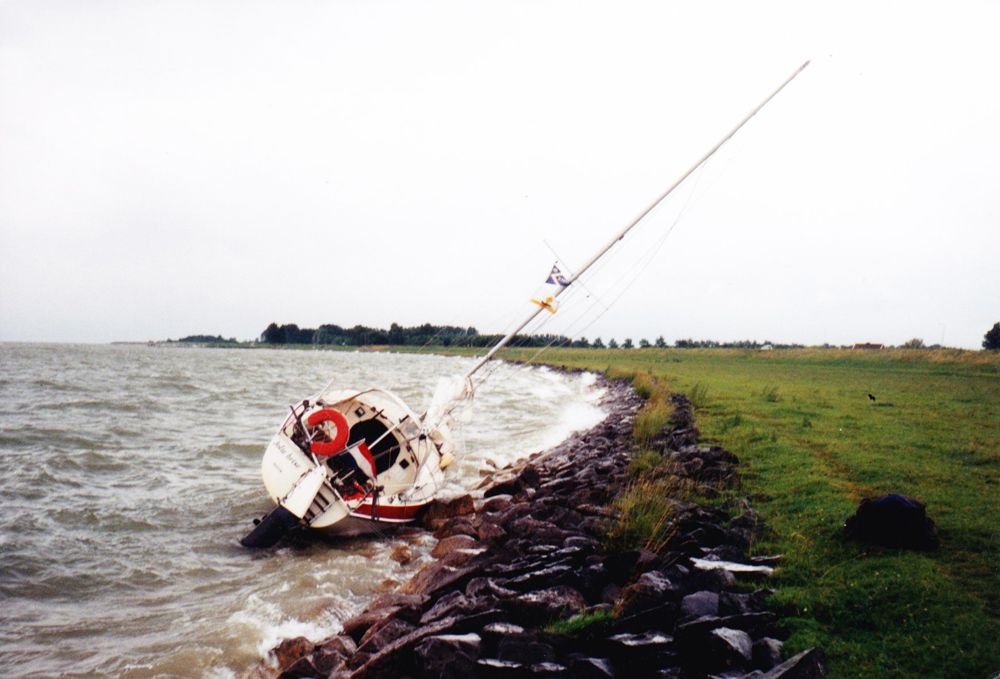20050707a-bb792563 De historie van reddingswerk vanuit de Haven Wijdenes