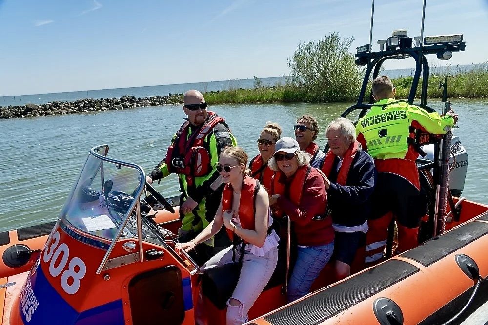 Reddingbootdag_2025-cfff1528 Reddingbootdag 9 mei 2026: actie in de haven van Wijdenes! - Reddingstation Wijdenes